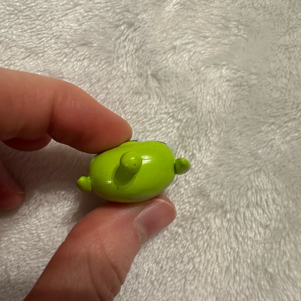 COPY - Green Alien From Toy Story Disney Doorables Series 5, Rare & Hard To Fin… - Picture 3 of 5